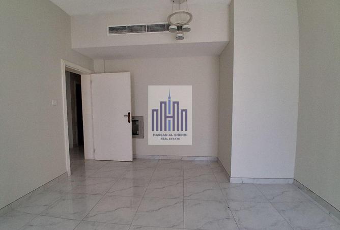 81122767 - Property Image 2