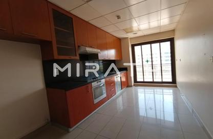 Apartment - 4 Bedrooms - 4 Bathrooms for rent in Golden Sands 9 - Al Mankhool - Bur Dubai - Dubai
