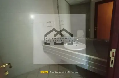 شقة - غرفة نوم - 2 حمامات للبيع في مساكن كورنيش عجمان - طريق كورنيش عجمان - عجمان