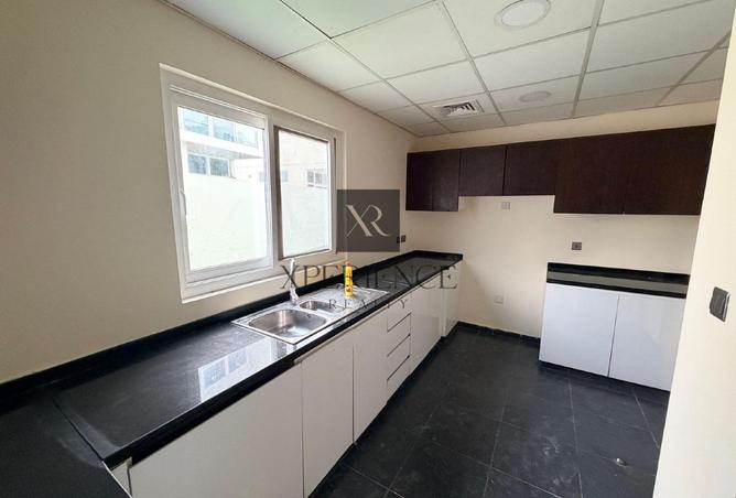 81950887 - صورة العقار 3