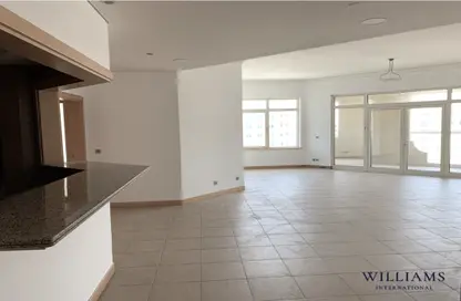 Apartment - 3 Bedrooms - 3 Bathrooms for sale in Al Dabas - Shoreline Apartments - Palm Jumeirah - Dubai