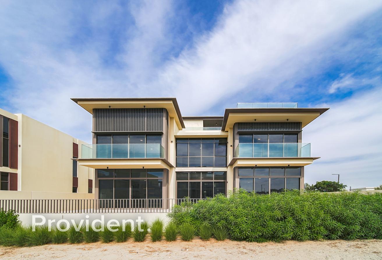 Large Layout | Vacant | Close To Amenities photo 28
