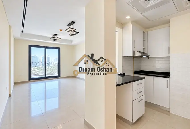 166521101 - Property Image 2