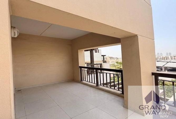 118598386 - Property Image 2
