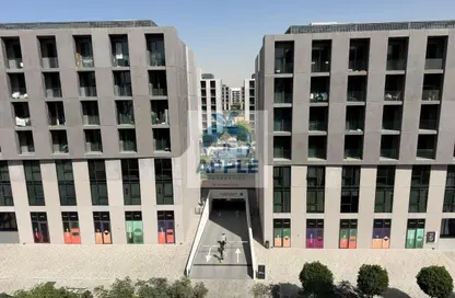 شقة - غرفة نوم - 2 حمامات للايجار في الطراز - حي نسيج - الجادة - الشارقة