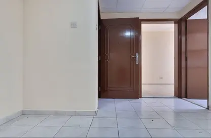 شقة - غرفة نوم - 2 حمامات للايجار في السوق الكبير - بر دبي - دبي