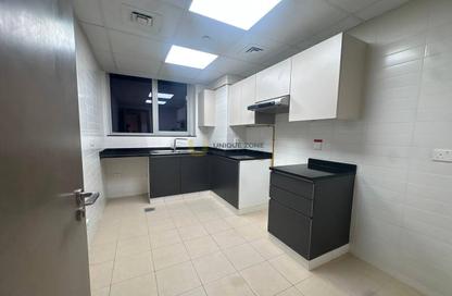 Apartment - 2 Bedrooms - 3 Bathrooms for rent in Hamdan Juma Building - Al Barsha 1 - Al Barsha - Dubai