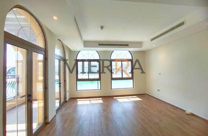 Villa - 5 - 6 for rent in Luluat Al Raha - Al Raha Beach - Abu Dhabi
