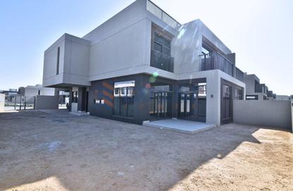 Villa - 4 - 6 for sale in The Pulse Beachfront 2 - The Pulse - Dubai South (Dubai World Central) - Dubai Villa - 4 - 6 for sale in The Pulse Beachfront 2 - The Pulse - Dubai South (Dubai World Central) - Dubai