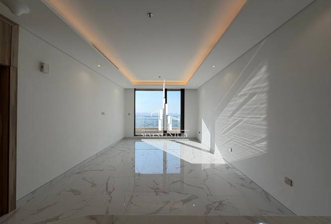 Spacious Brand New 1BR | Unfurnished | Multiple Op photo 3