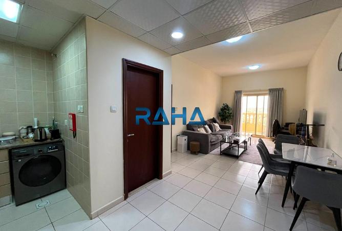 122482100 - Property Image 2