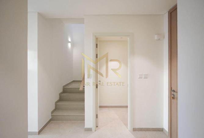 103268420 - Property Image 2