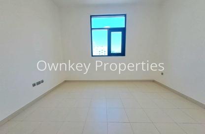 Apartment - 2 Bedrooms - 2 Bathrooms for rent in Al Reffa - Al Raffa - Bur Dubai - Dubai