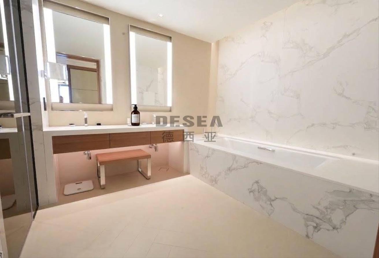Luxury Living | Fully Furnished | Burj Khalifa View photo 9