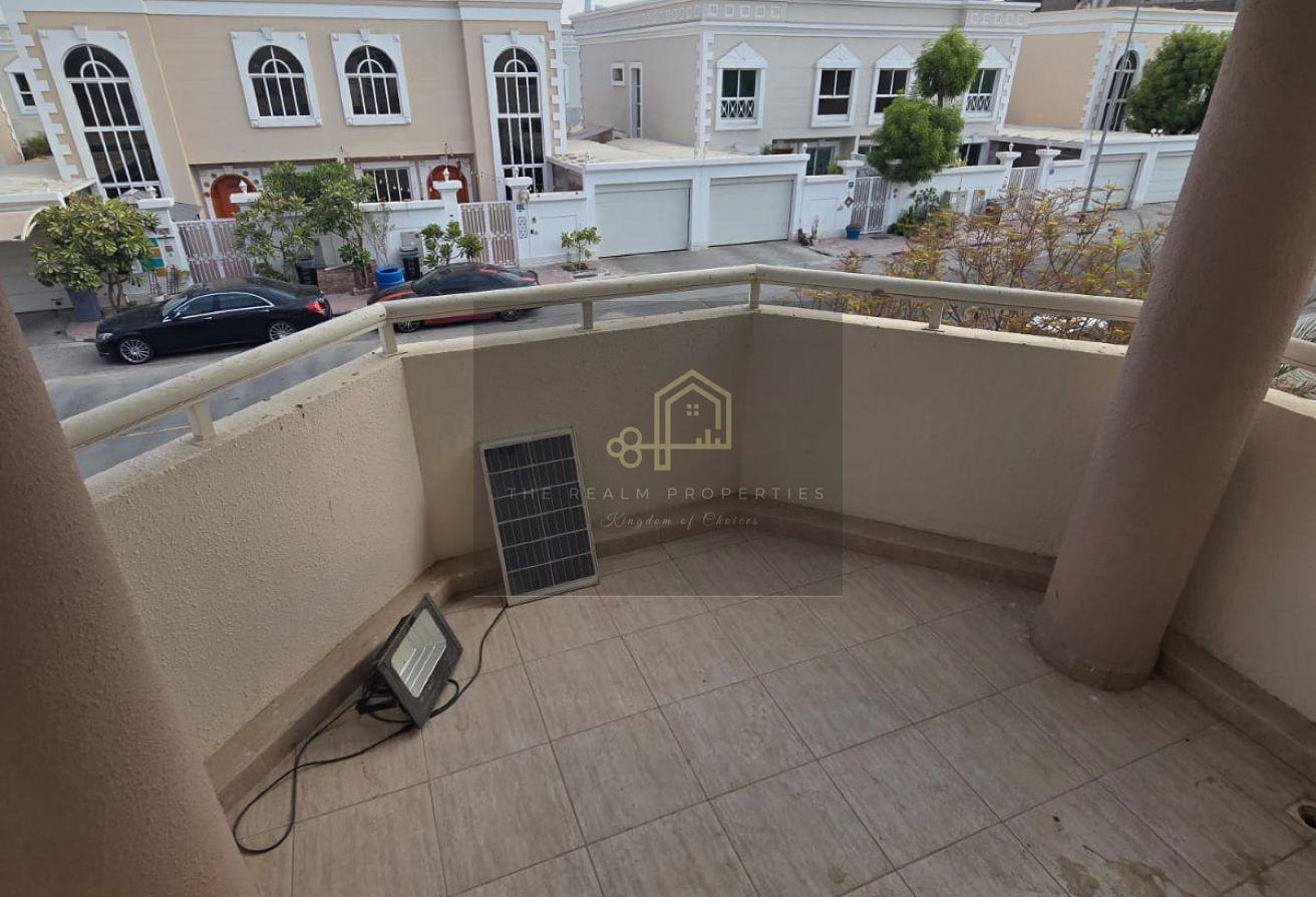 4 BR Upgraded Villa with Private Garden in Garhoud photo 18