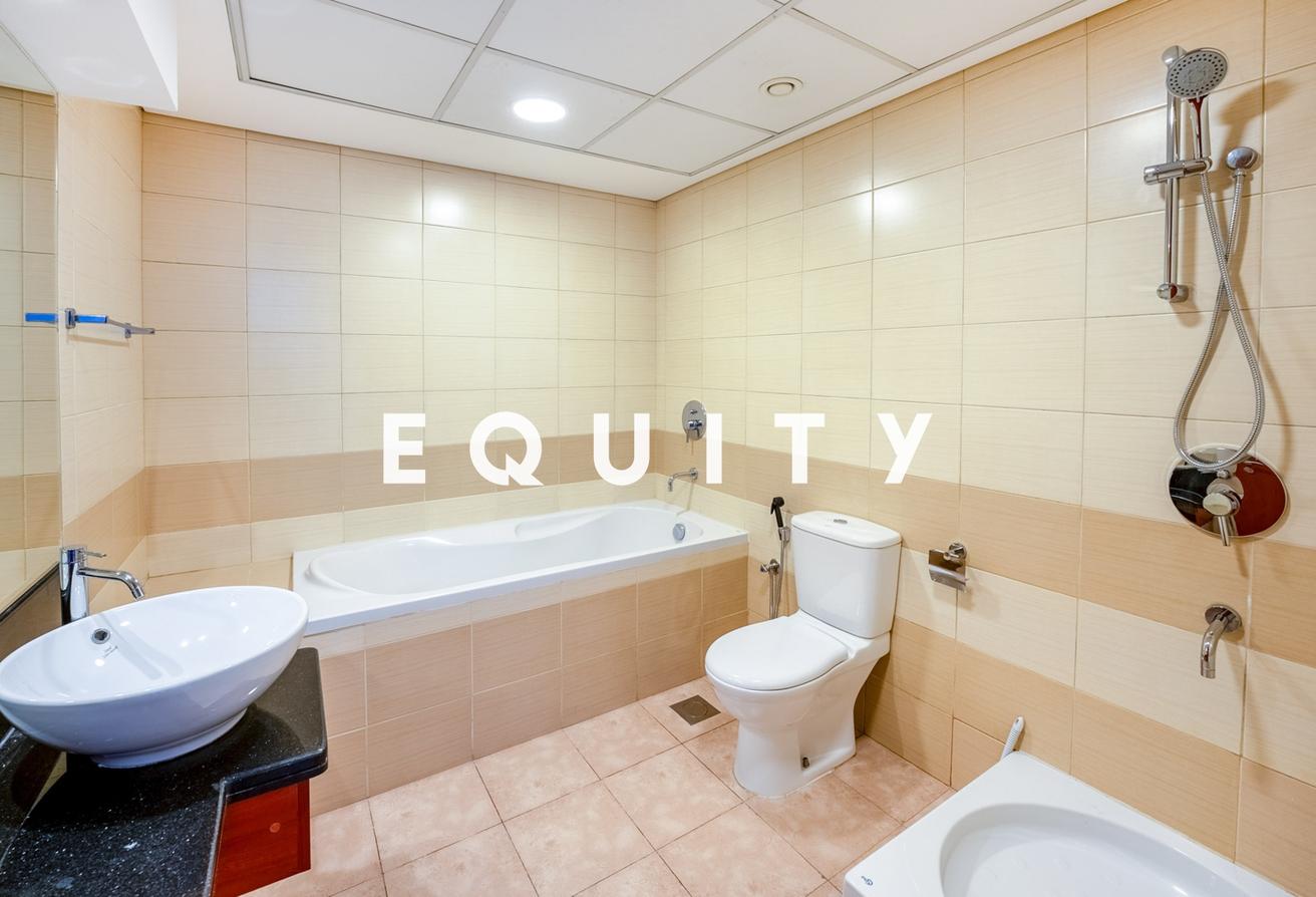 Large Layout | Upgraded Kitchen | Ready To view photo 11