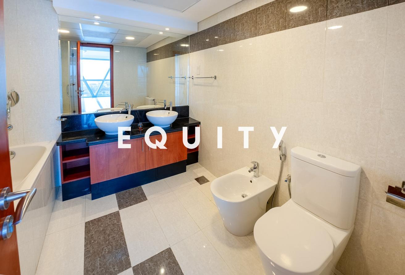 Large Layout | Upgraded Kitchen | Ready To view photo 13