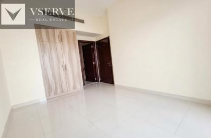 شقة - غرفة نوم - 2 حمامات للبيع في برج هيرا - مدينة دبي الرياضية - دبي