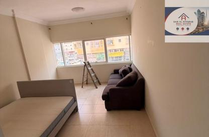 Apartment - Studio - 1 Bathroom for rent in Clock Tower Offices - Al Musalla - Al Gharb - Sharjah