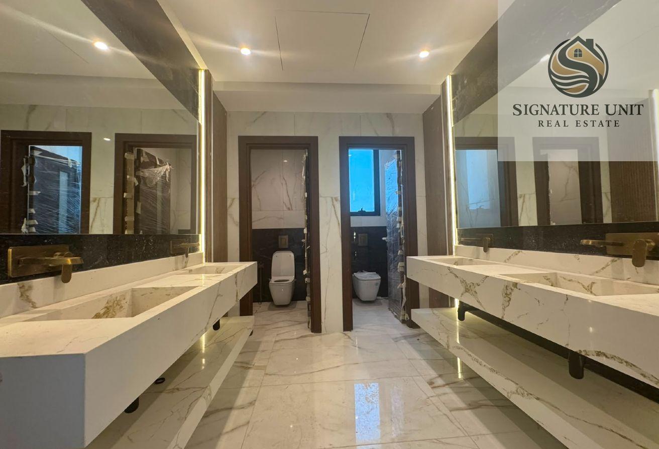 Brand New | 6 Master Suites | Gym | Elevator photo 29