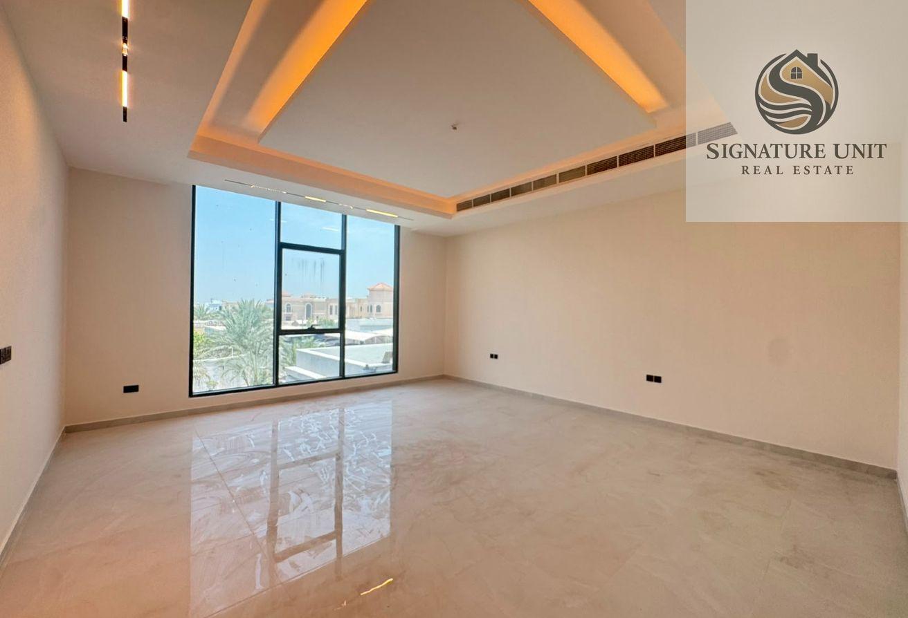 Brand New | 6 Master Suites | Gym | Elevator photo 14
