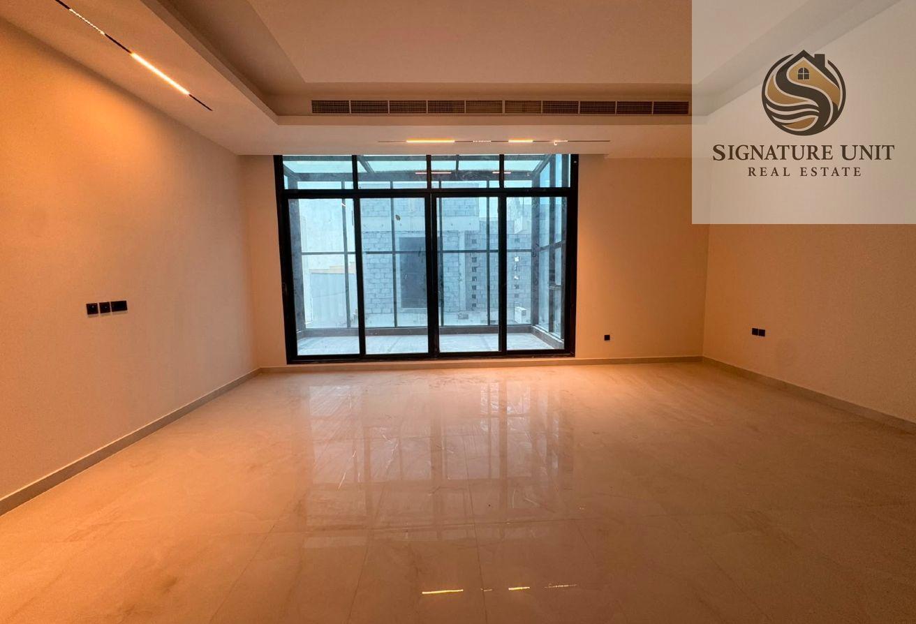 Brand New | 6 Master Suites | Gym | Elevator photo 3