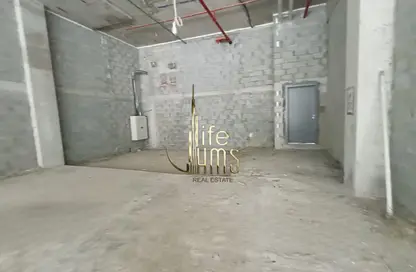 محل - استوديو - 1 حمام للايجار في زا باراجون لآي جي او - الخليج التجاري - دبي