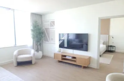 شقة - غرفة نوم - 2 حمامات للايجار في سكاي جاردنز - مركز دبي المالي العالمي - دبي