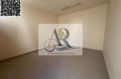 Labor Camp - Studio - 7+ Bathrooms for rent in Industrial Building 13 - Industrial Area 13 - Sharjah Industrial Area - Sharjah Labor Camp - Studio - 7+ Bathrooms for rent in Industrial Building 13 - Industrial Area 13 - Sharjah Industrial Area - Sharjah