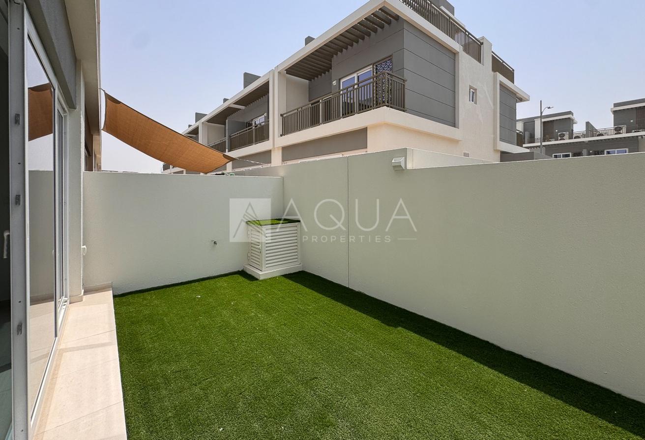 Brand New | Landscaped Garden | Closed Kitchen photo 16