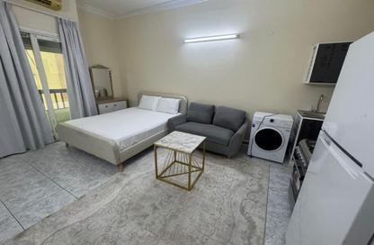 Apartment - Studio - 1 for rent in Al Nabaa Building - Al Naba'ah - Al Sharq - Sharjah