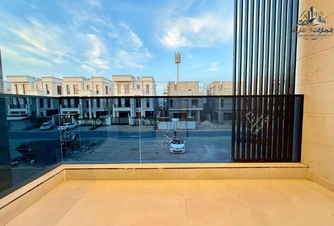 72304830 - Property Image 3