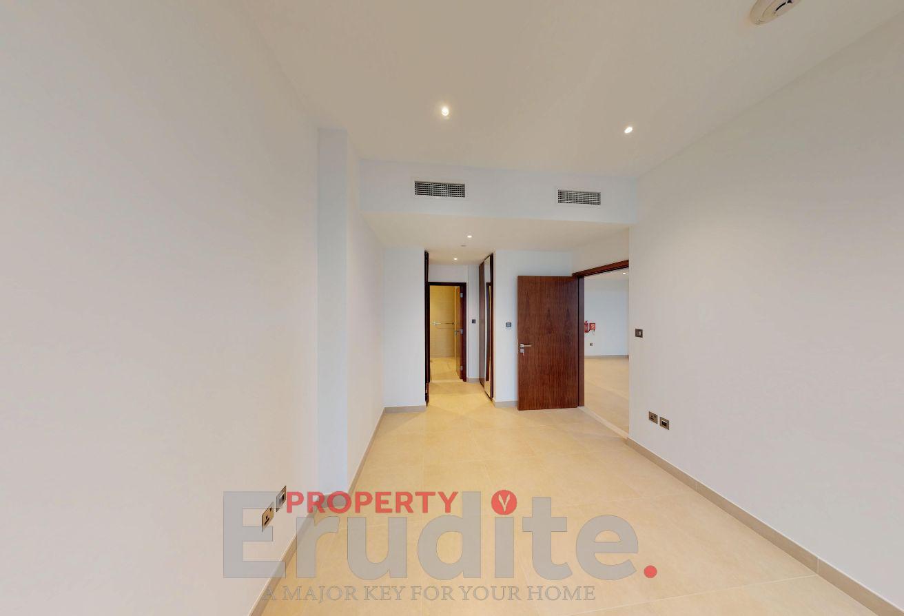 High Floor | Scenic Golf Course Views | Luxury 1BR photo 3
