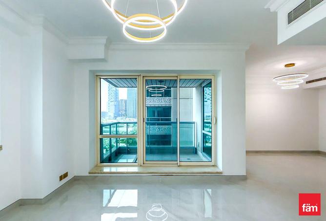 74251474 - Property Image 2