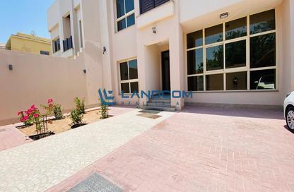 Villa - 5 Bedrooms - 6 Bathrooms for rent in Abu Hail - Deira - Dubai