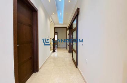 Villa - 5 Bedrooms - 6 Bathrooms for rent in Abu Hail - Deira - Dubai Villa - 5 Bedrooms - 6 Bathrooms for rent in Abu Hail - Deira - Dubai