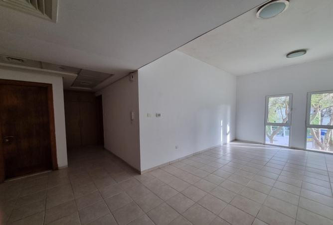 77369705 - Property Main Image