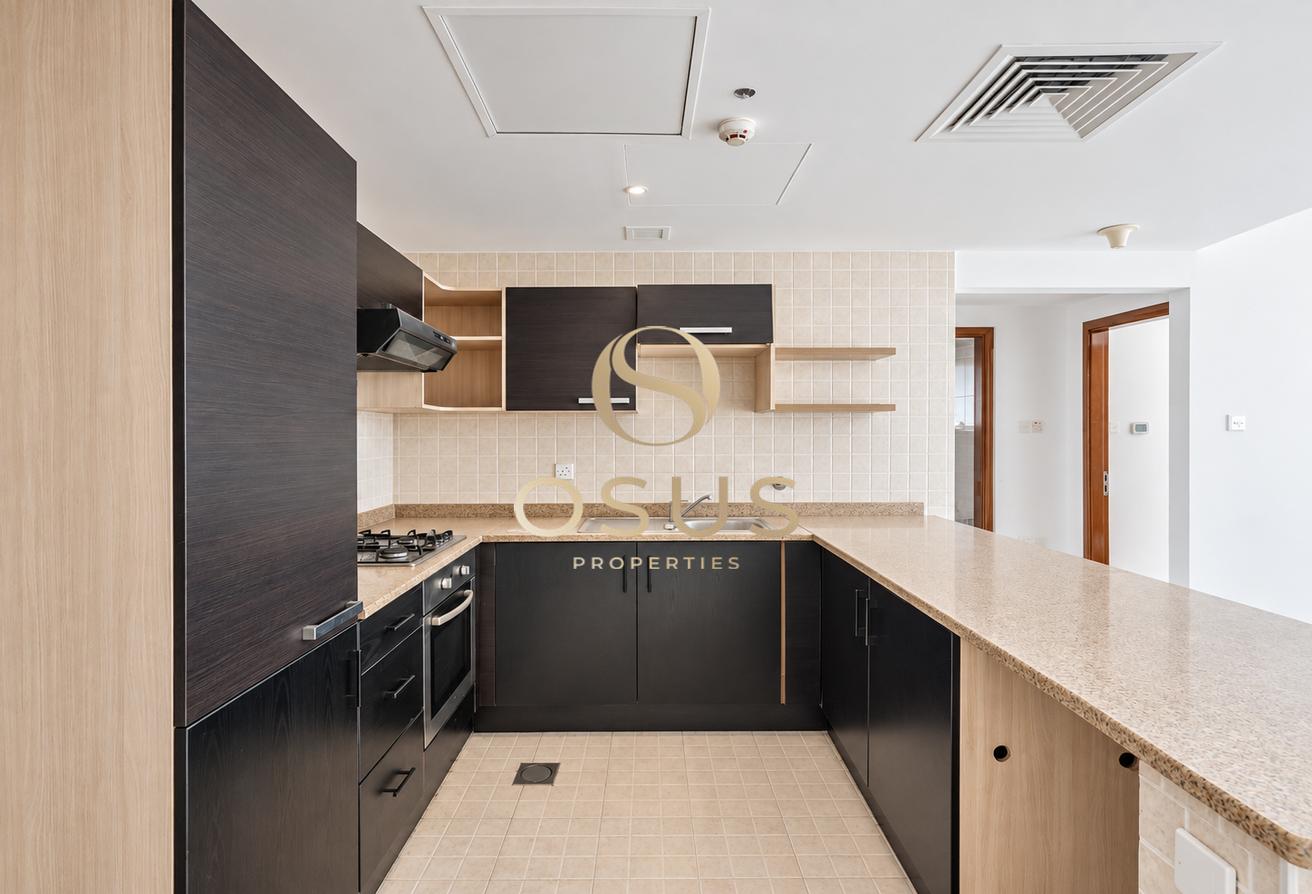 Vacant | Modern 1BR | Great Location photo 9