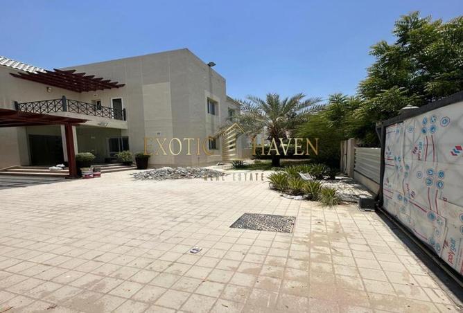 104676614 - Property Image 2