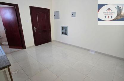 Apartment - Studio - 1 Bathroom for rent in Al Qulaya'ah - Al Sharq - Sharjah Apartment - Studio - 1 Bathroom for rent in Al Qulaya'ah - Al Sharq - Sharjah