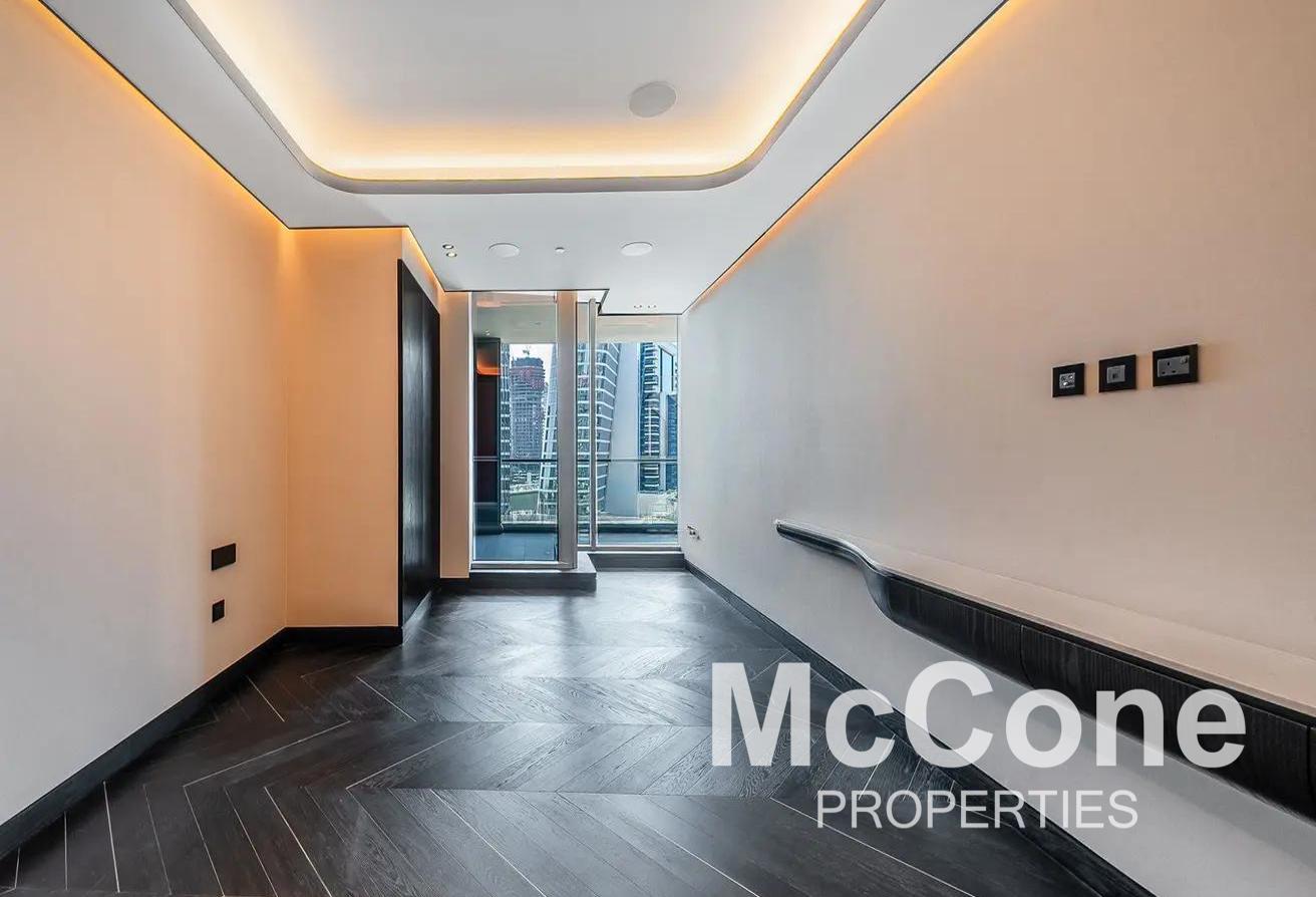 Spacious | 12 Cheques | Pagani Design | Corner photo 17