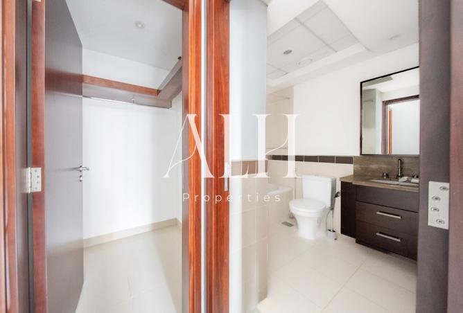 Prime Area | Spacious | Ready to Move photo 3