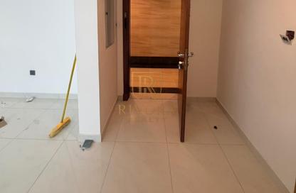 Apartment - 1 Bedroom - 2 Bathrooms for rent in Jumeirah Apartments - Jumeirah 1 - Jumeirah - Dubai Apartment - 1 Bedroom - 2 Bathrooms for rent in Jumeirah Apartments - Jumeirah 1 - Jumeirah - Dubai