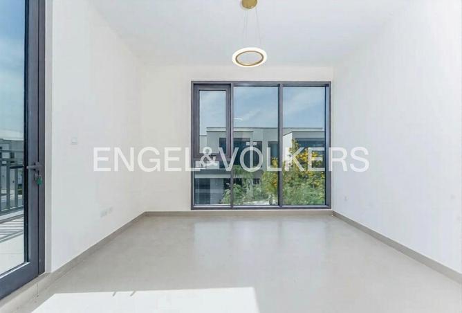 83646131 - Property Image 3