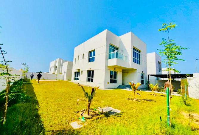 77806700 - Property Main Image