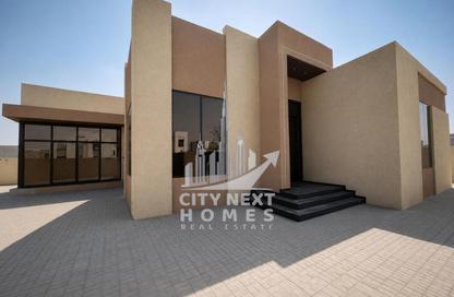 Villa - 4 - 6 for rent in Al Aweer 1 - Al Aweer - Dubai