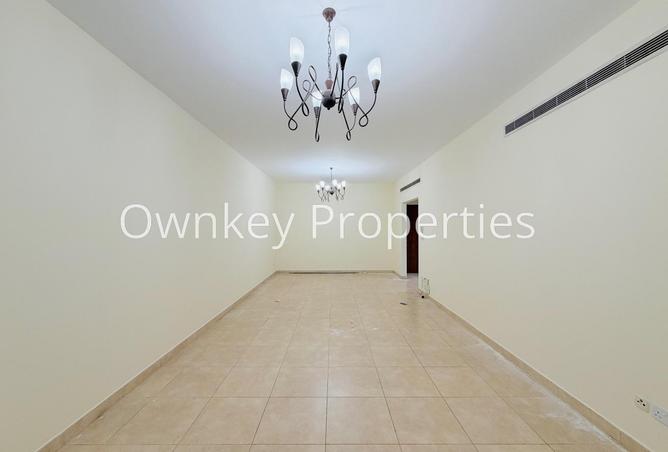 85745100 - Property Image 2