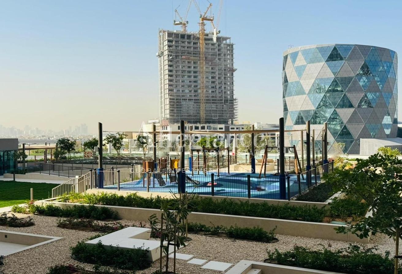 Modern 1BR | Pool View | Vacant | Prime Area photo 18