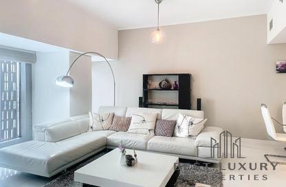 Apartment - 2 Bedrooms - 3 Bathrooms for rent in Cayan Tower - Dubai Marina - Dubai