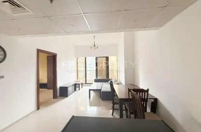 شقة - 2 غرف نوم - 3 حمامات للايجار في إيليت سبورت 8 - مساكن النخبة الرياضية - مدينة دبي الرياضية - دبي